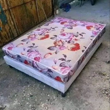 Box Spring y Colchon de espuma. - 2/5