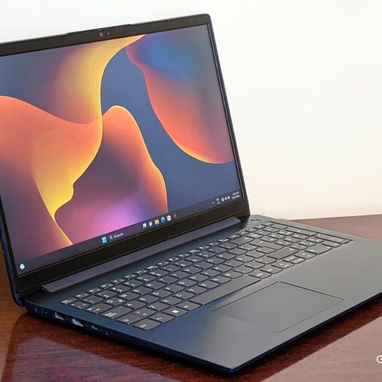 Laptop Lenovo Color  Azul Oscuro 💙⚫ - 3/5