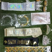 Set de bandas de cumpleaños y coronas - Img 56663616