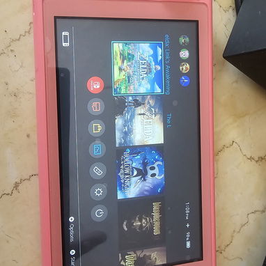 Nintendo Switch Lite - 2/4