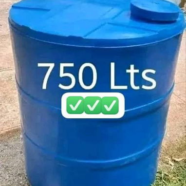 Tanques plásticos de agua de varias medidas - 3/7