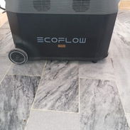 Ecoflow deltapro 3600w, pico 7200w con 3 paneles solares de 530w. Cables y bases listo p instalar.Contactar por WhatsApp - Img 57248609