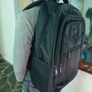 Mochilas grandes ORIGINALES DE LA RECONOCIDA MARCA *CLASSIC AMERICAN* 🎒 - Img 54539604