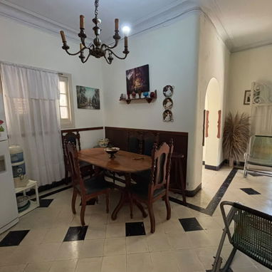 CASA ESTILO AMERICANO EN VENTA📍MUNICIPIO PLAYA CERCA DE CAFE FM DE 19 PARA ABAJO 60MIL USD CON AJUSTE EN PERSONA - 5/5
