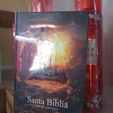 Biblia de letra grande - Img 118838294
