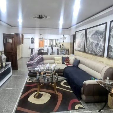 🏠 ¡LA CASA DE TUS SUEÑOS SE VENDE EN ALTA HABANA! 🌟  Precio: 150,000 USD  Nuevo precio - 8/10
