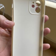 Forro blanco iPhone 12 - Img 56279731