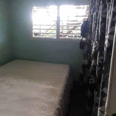 Se vende o se permuta casa biplanta en marianao - Img 125522456
