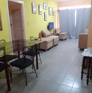Se renta apartamento de un cuarto (1/4) en el Vedado. Teléfono 53053580. - Img 50441608
