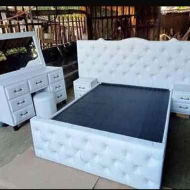 Juego de cuarto y colchones de espuma y confor original, llamar al 52422434 o WhatsApp transporte incluido - Img 108646882