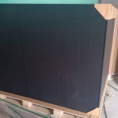 Vendo Paneles norteamericanos de 450-470 watts en 195 usd por cada uno por parle y 200 usd suelto - 3/5