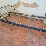 CAMA SEMI FOWLER Y ESPEJO DECORATIVO - Img 54429723