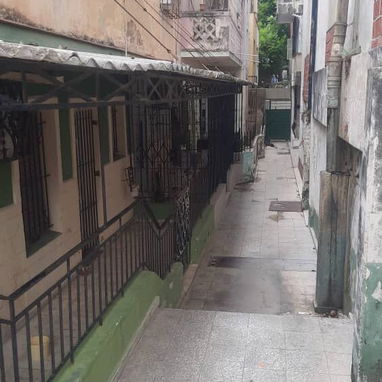 Venta de casa construcción capitalista,  planta baja en PLAYA. #199 - 9/10