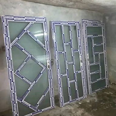Carpintería moderna en aluminio y cristalería - Img 122364075