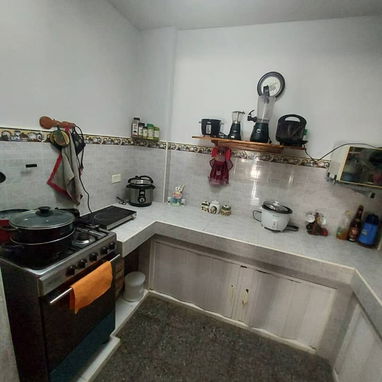 Casa con casi todo dentro 4 cuartos en Mira flores viejo para información 53341294 - 7/10