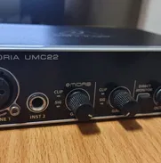 Behringer U-Phoria UMC22 USB Audio Interface - Img 48905835