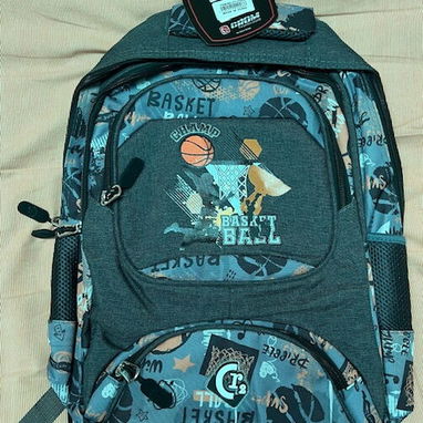 Mochilas con varios zipper y compartimentos, bien fuertes de lona gorda ! - Img 121331989