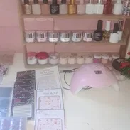 Mesa de uñas - Img 58012585