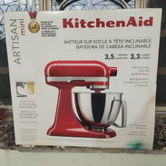 Vendo Merenguera KitchenAid 350USD De uso casi nueva - Img 57713890