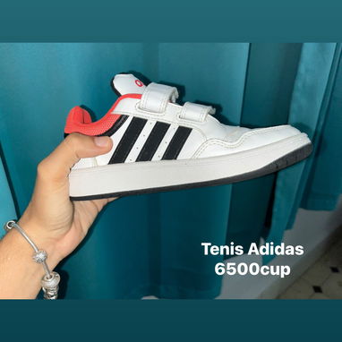 Tenis Adidas Niño No.31 - 2/3