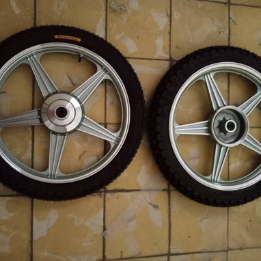 Vendo moto nueva de gasolina marca keweseki - 2/10