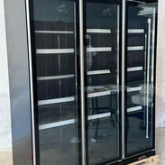 Exhibidora Triple de 36 pies Vertical marca XINGX $2020 USD Transporte incluido  Nueva en Caja Factura y Garantía - Img 55182027