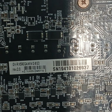SE VENDE TARJETA GRÁFICA AMD RX 590 DE 8GB - Img 124095620