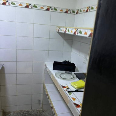 Se vende casa puerta calle en centro habana(zona soterrada) - 4/9