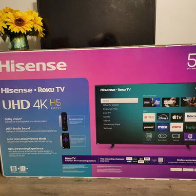Smart TV 55 pulgadas Roku TV marca Hisense UHD 4k Precio $460 USD Transporte Adicional Garantía 3 meses - Img 112627441