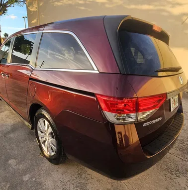 Minivan Honda odissey de 3 hileras de asientos - Img 97883587