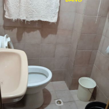 ALQUILO APARTAMENTO DE 1 CUARTO, CONSTRUCCIÓN CAPITALISTA EN BUEN ESTADO Y BIEN UBICADO EN 125 DOLARES MENSUALES - 7/10