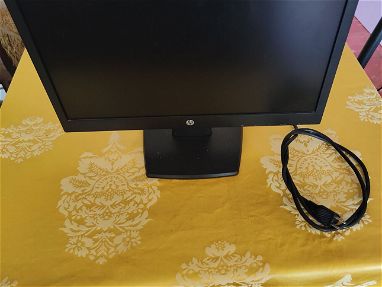 Vendo monitor de computadora HP 19 pulgadas - Img main-image
