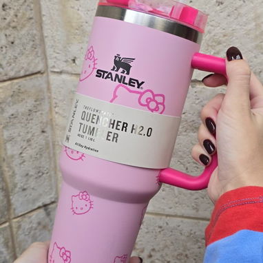 Pomos térmicos K-Pop , vasos Stanley y Termos tipo owala. Muy buena calidad - 9/10