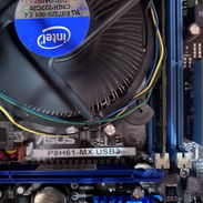 Torre de PC. Con microprocesador Intel i3 - Img 58083700