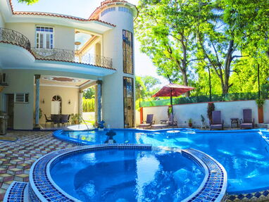Alquiler[Villa]+piscina+7cuartos+Miramar+[Puro Lujo]+ Miramar+Jacuzzi - Img 28191553