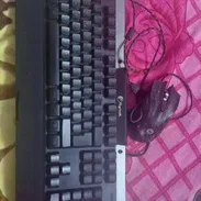 Juego de mouse y teclado con luces /50428833 - Img 57365177