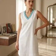 Vestido Sport-Chic "Match Point" – Blanco Minimalista Talla M 20 - Img 55365614