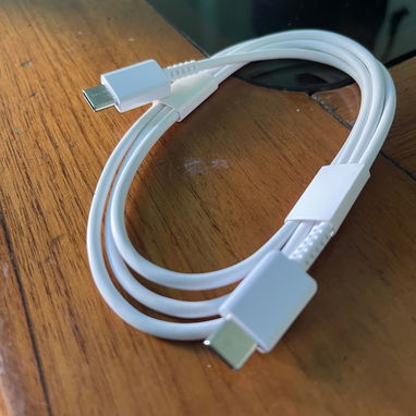 Tengo cables de carga para todos los modelos de móviles - Img 65765586