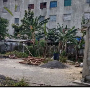 Se vende Terreno con plano para casa  de  tres habitaciones - 2/5