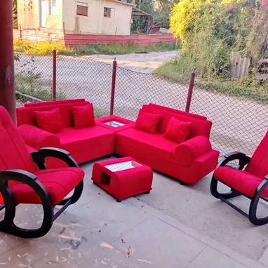 Encuentra los muebles de sus sueños aquí. Pregunté que sera atendido y recibirá su pedido rápidamente y con seguridad. - Img 121772124