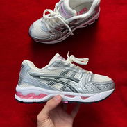 ASICS. WhatsApp 5️⃣0️⃣8️⃣1️⃣3️⃣3️⃣7️⃣8️⃣ - Img 54795909
