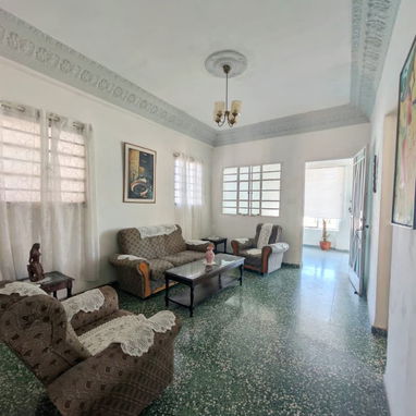 Casa independiente en Santo Suárez - 3/10