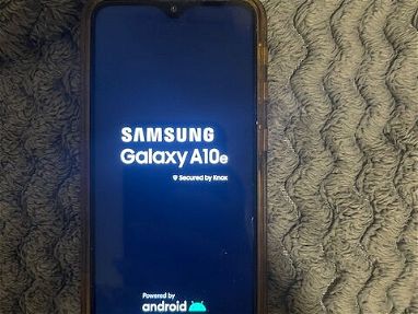 Teléfono Samsung a 10 - Img main-image