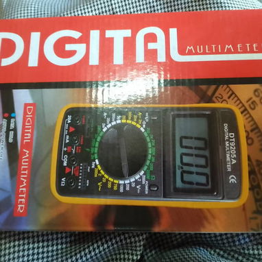 Vendo Multimetro 6000 cup. Pablo tel 59 17 06 87 . Mensaje watsapp. Plaza de la Revolución. La Habana. Licencia Come - Img 117896326
