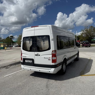 SE VENDE GUAGUA 18 plazas - 6/9