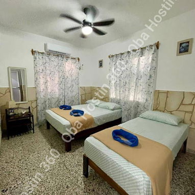 RENTA hostal de 3 habitaciones en playa  Boca Ciega, Guanabo al este de La Habana. - 2/10