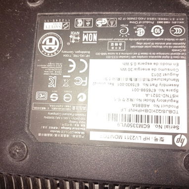 Se vende chasis de uso,y fuente,teclado y mouse - Img 117491971