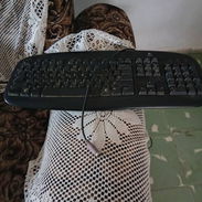 Teclado de uso - Img 56850429