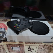 Xbox Series S de 500Gb con 1 mando lleno de Juegos - Img 56034125
