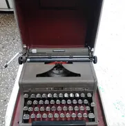 Se vende máquina de escribir antigua marca Royal - Img 50464071